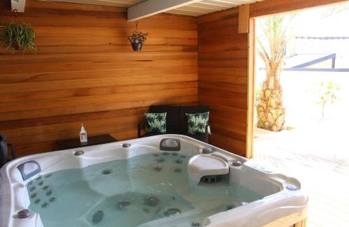 Locmaria-Plouzane House | So Chic Kerfily