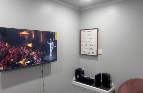 Elizabeth Apartment | So cute so stylish