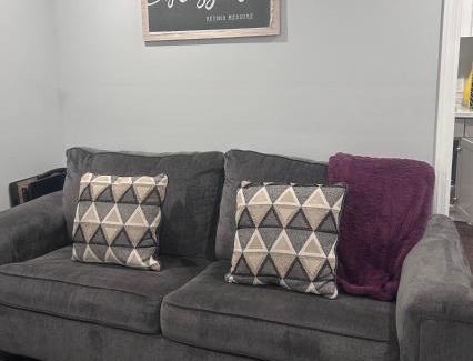 Elizabeth Apartment | So cute so stylish