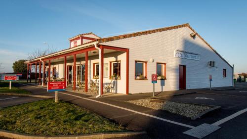 La Creche Hotel | So'Lodge Niort A83