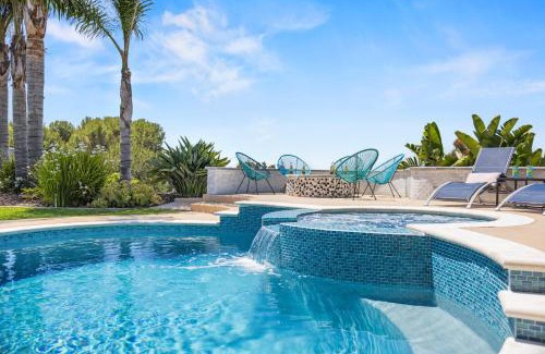 Mira Costa House | SoCal Gem Pool, Spa, Games, and Scenic Views
