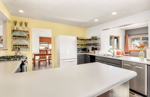 Fort Valley House | Social Distancing and Fresh Air in Baderville!