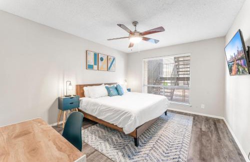 Dawson Apartment | SoCo Chic Apartment Suites Close to Downtown