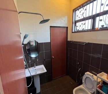 Dusun Tua Villa | Sofia Adila Homestay