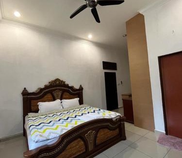 Dusun Tua Villa | Sofia Adila Homestay