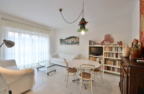 Santa Margherita Ligure Apartment | SOFIA by KlabHouse-1BR-w/AC&balcony-Walk2everything
