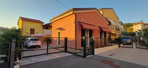 Santo Stefano di Magra Apartment | Sofia e Ninì holiday house