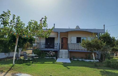 Arcoudi House | Sofia's Yard House