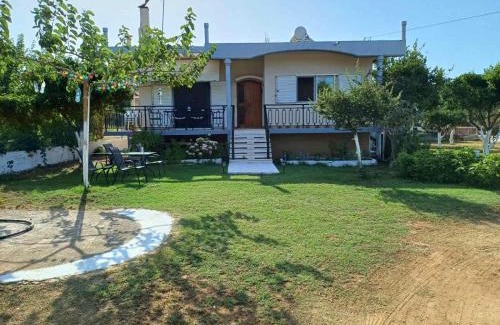 Arcoudi House | Sofia's Yard House