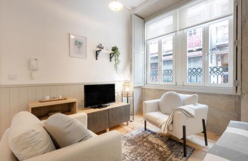 Centro / Baixa Apartment | Sol Modern Studio @ Batalha Metro