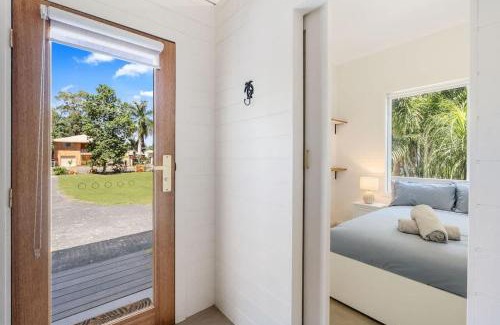 Toogoom House | Sol Sanctuary- Beachfront
