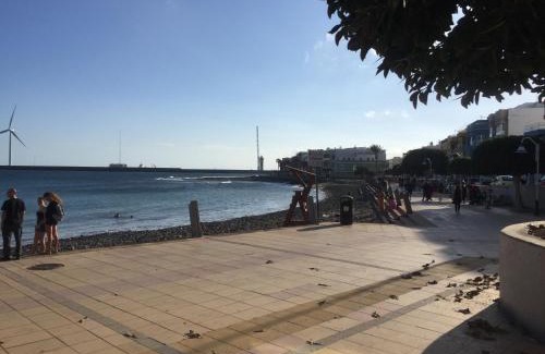 Playa de Arinaga Apartment | Sol y mar