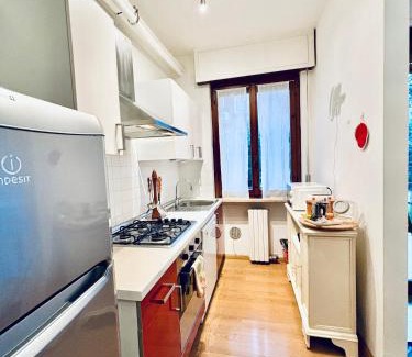 Lazise Old Town Apartment | Solaris Apartment with swimming pool