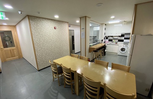Songsan-dong Hotel | Soldongsan Stay