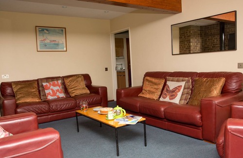 Stowmarket House | Sole use of Indoor Heated Swimming Pool 15' X 30' Housed In Its Own Building