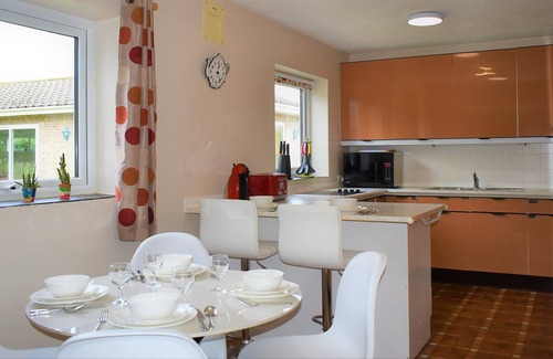 Stowmarket House | Sole use of Indoor Heated Swimming Pool 15' X 30' Housed In Its Own Building