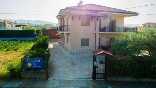 Roges Bed & Breakfast | SoleLuna B&B