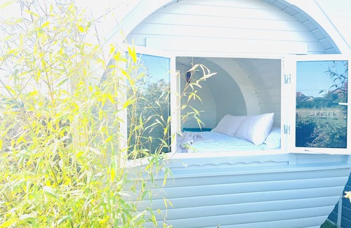 Morpeth Cabin | Solo Glamping Pod - Sleeps 4 - Northumberland