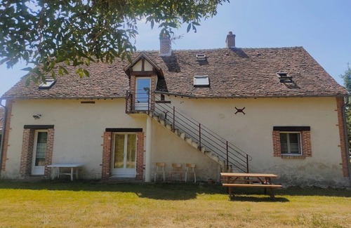 Lassay-sur-Croisne Apartment | Solognot's little haven of peace