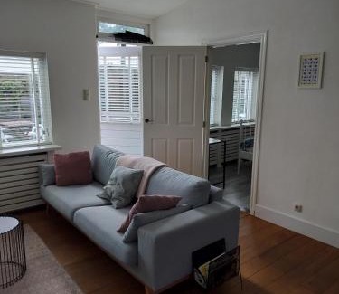 Bruinisse House | Solstice, quiet cottage in Bruinisse, Zeeland