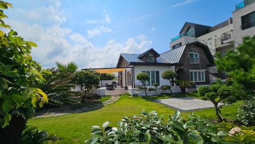Gujwa House | Someday Jeju
