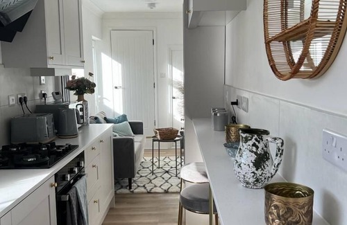 Northampton Apartment | Somerset House with Garden, 2 bedrooms