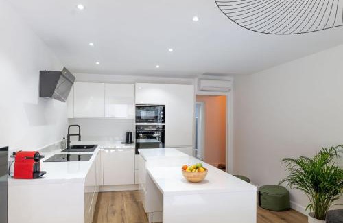 Juan-les-Pins Apartment | Somptueux appartement 20m plages avec vue mer