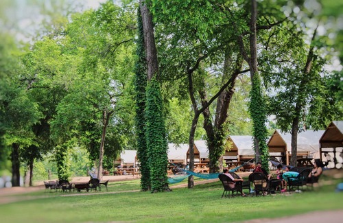 Prairie Lea Cabin | Son's Blue River Camp Glamping Cabin F