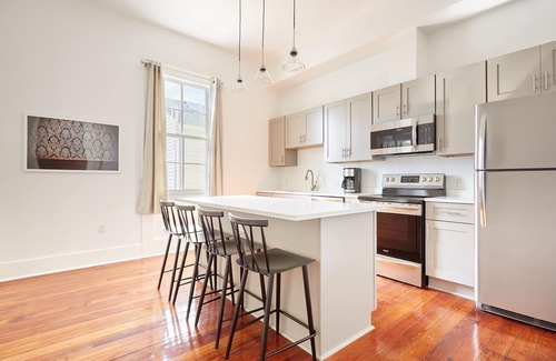 Faubourg Delachaise Apartment | Sonder at Delachaise Row