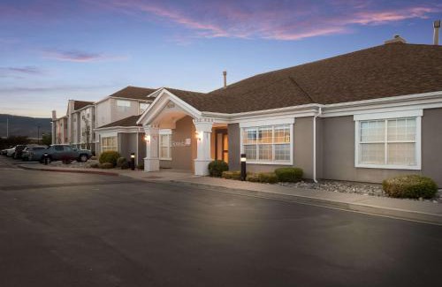 Reno/Tahoe Airport Hotel | Sonesta ES Suites Reno