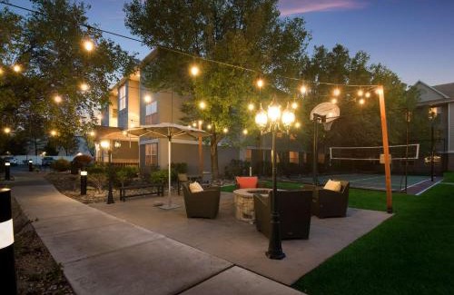 Reno/Tahoe Airport Hotel | Sonesta ES Suites Reno