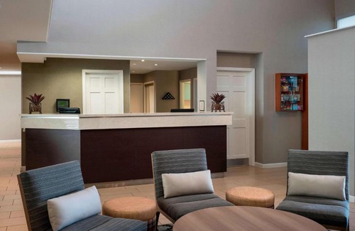 South Scottsdale Hotel | Sonesta ES Suites Scottsdale Paradise Valley