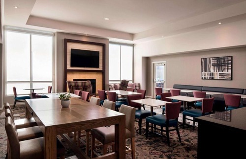 South Scottsdale Hotel | Sonesta ES Suites Scottsdale Paradise Valley