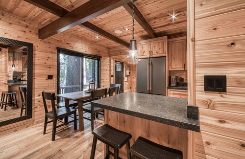 Tahoma House | Songbird Cabin at Chambers by Tahoe Getaways - Pet-Friendly 2 BR w/HOA Access