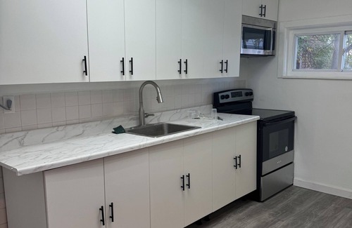 Park Versailles Apartment | Soothing 1-bedroom apartment in Bronx