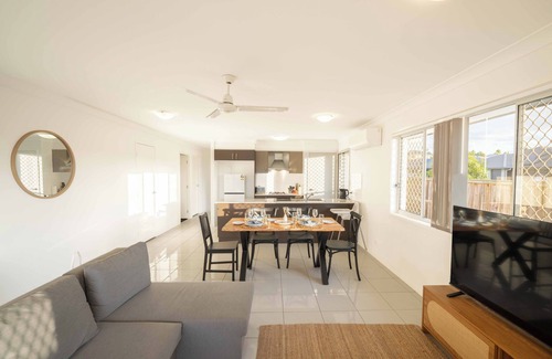 Yarrabilba House | Soothing 4-bedroom house with AC in Yarrabilba