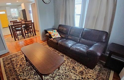 Northeast Bed & Breakfast | Soothing Private Room in Washington DC