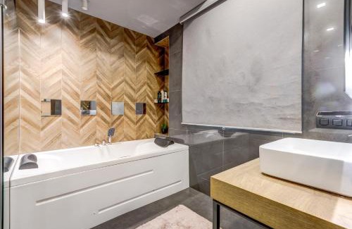Sofia City Center Apartment | Sophisticated 2BDRM 2BATH and Billiard