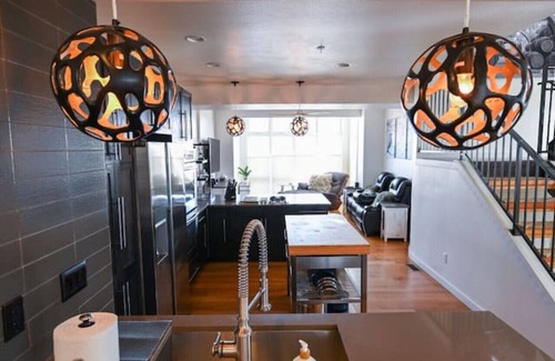 Belmar House | Sophisticated Home in Belmar’s Exclusive Community - close to shops/restaurants