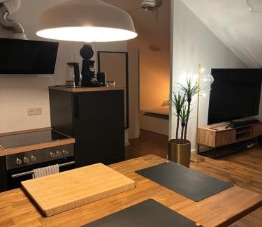 Ebersberg District Apartment | Sorglos in Poing - Messe ICM München, Airport, Therme Erding