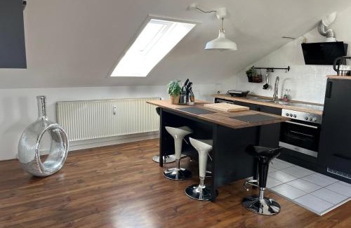 Ebersberg District Apartment | Sorglos in Poing - Messe ICM München, Airport, Therme Erding