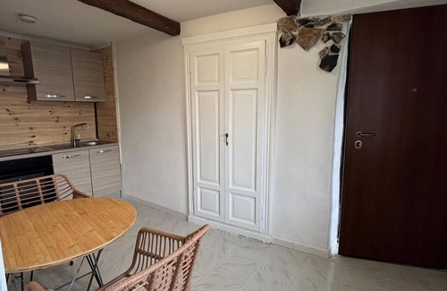 Sormano Apartment | Sormano 3 Apartment - THE V Collection