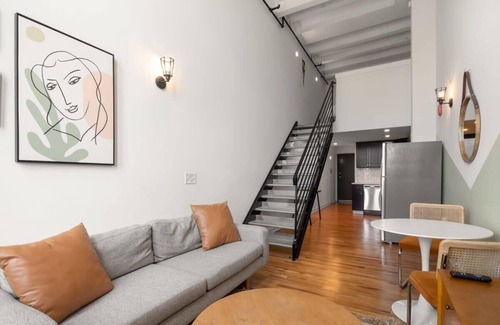 West Philadelphia Apartment | Sosuite | Studio Loft w W/D, Gym, Lounge