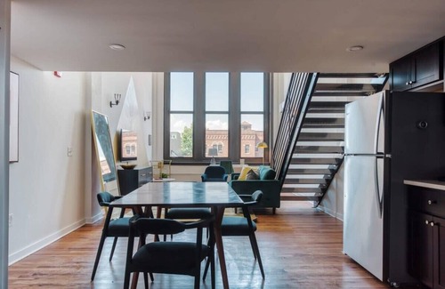 West Philadelphia Apartment | Sosuite | Studio Loft w W/D, Gym, Lounge