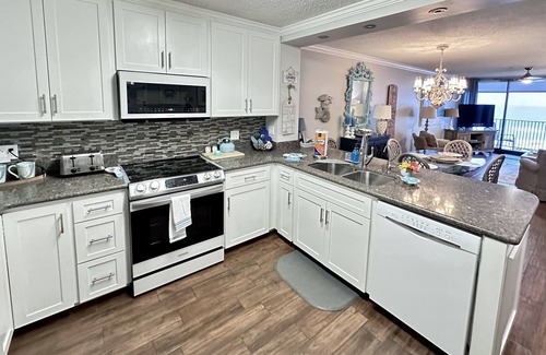 Gulf Lagoon Beach Condo | "Soul-Fix"-PCB SMALL PET FRIENDLY, DISCOUNTS: 1ST RESPONDERS, TEACHERS, VETERANS