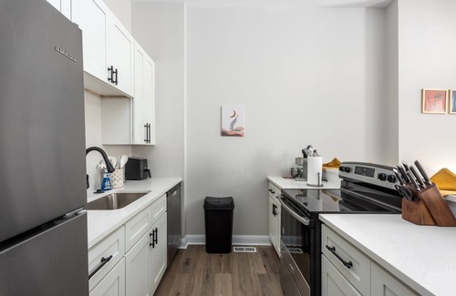 St. Louis Apartment | Soulard Gem-Cozy APT- Walk to Downtown STL! WIFI