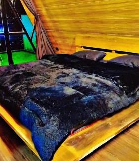 Loralai District House | Soulter glamps