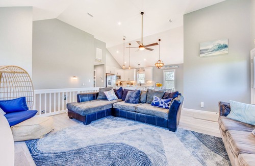 Avon House | Soundside Dog Friendly Home w/Hot Tub, Game Room, Tiki Bar, Screened Porch