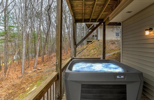 Royal Pines House | South Asheville Townhome 14 B