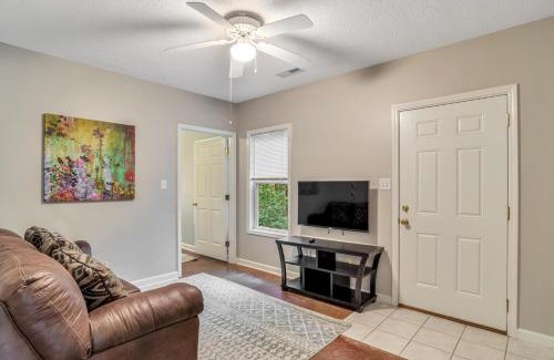 Royal Pines House | South Asheville Townhome 16 A